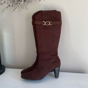 Jessica Simpson Brown Suede Boots